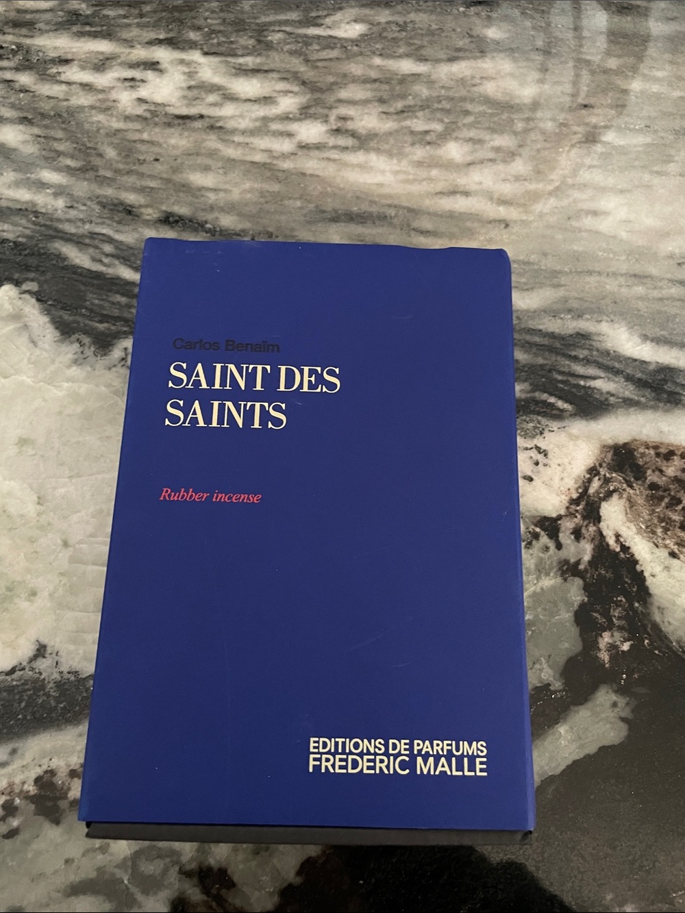 Frederic Malle saint des saints rubber incense